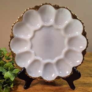 ANCHOR HOCKING Vintage Milk Glass Deviled Egg Serving Plate Platter Gold Rim